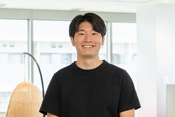採用担当 三浦