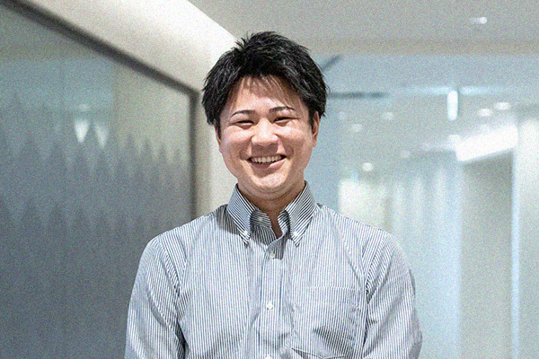 採用担当 宮下